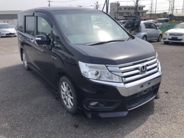 2013 HONDA STEP WAGON